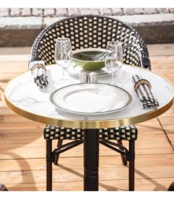 Outlet 60 cm witte marmeren verstelbare terrastafel en 2 zwarte stoelen Tuinmeubelen