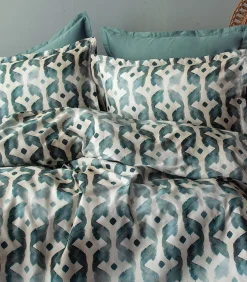 Outlet 2 persoons beddengoed 240x220 cm+2 kussenslopen 63x63 cm katoensatijn Dekbedovertrekken