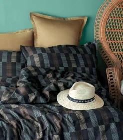 Sale 2 persoons beddengoed 240x220 cm+2 kussenslopen 63x63 cm katoensatijn Dekbedovertrekken