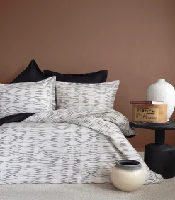 Sale 2 persoons beddengoed 240x220 cm+2 kussenslopen 63x63 cm katoensatijn Dekbedovertrekken