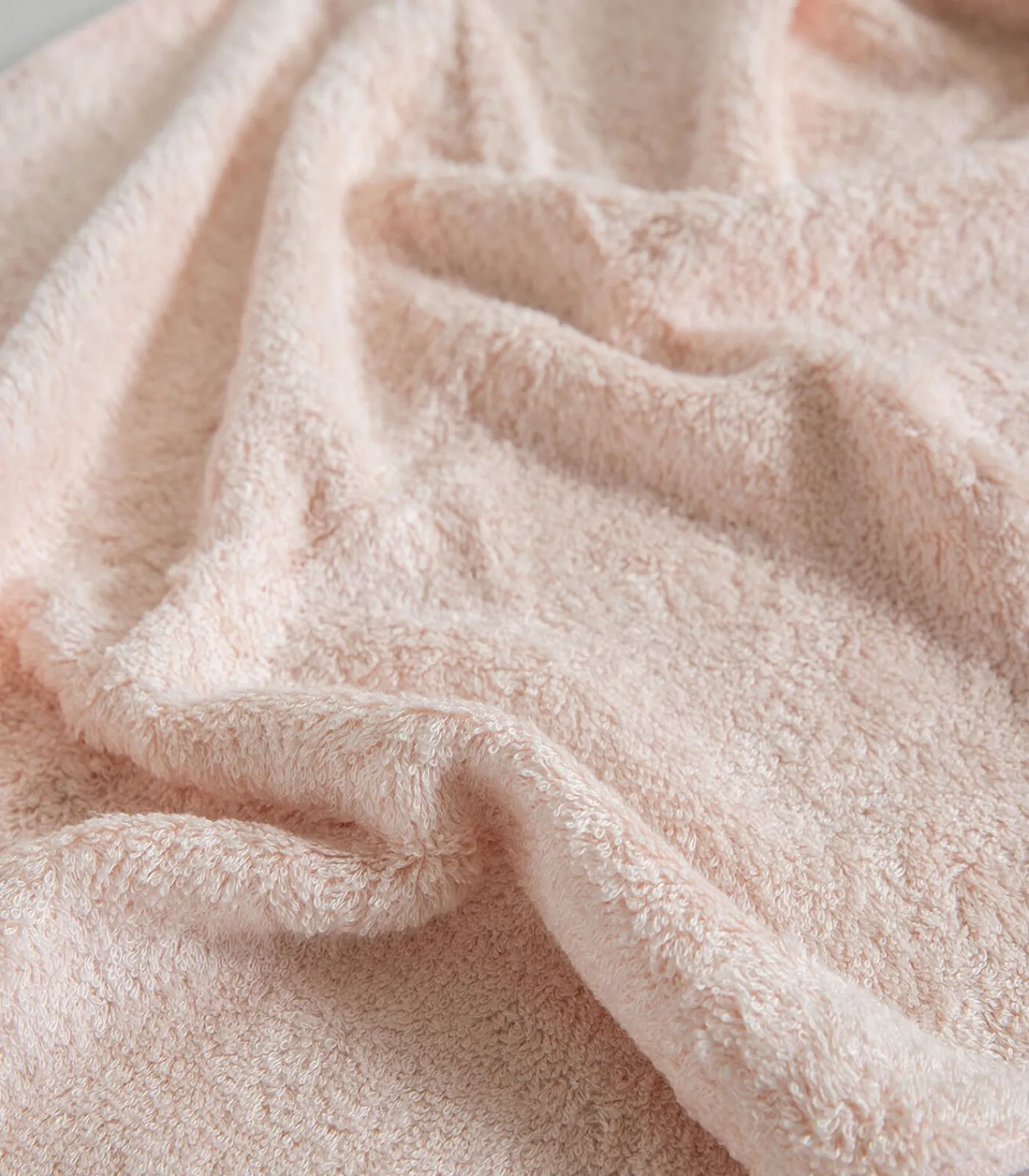 Outlet Badhanddoek Solid 85x150 cm Lichtroze Handdoeken