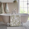 Outlet Badlaken Oriental Garden Dove Grey Handdoeken