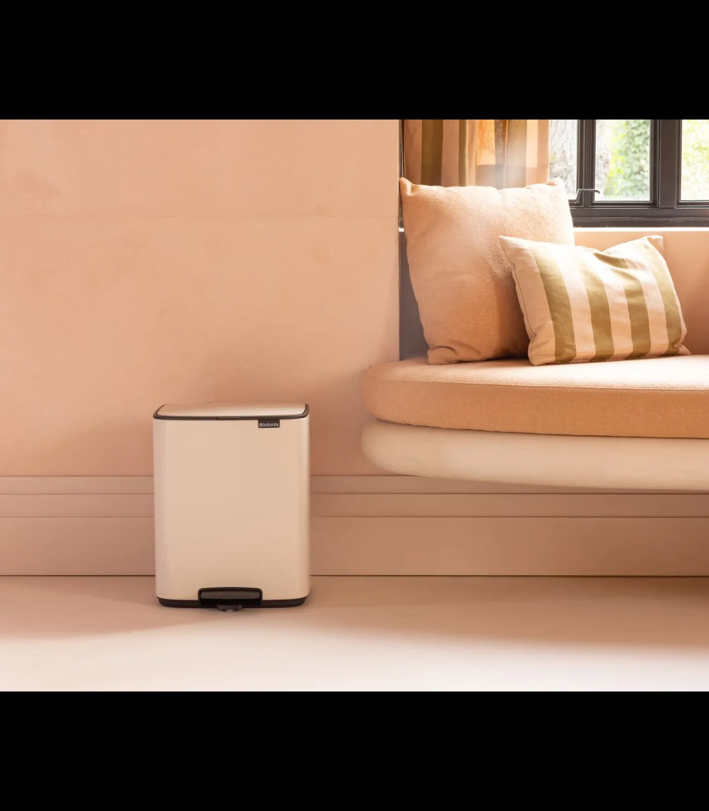 Bo Pedaalemmer, 12 liter, stil sluitend, kunststof binnenemmer - Soft Beige Manden En Bakken