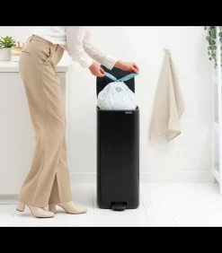 Outlet Bo Pedaalemmer, 30 liter, stil sluitend, kunststof binnenemmer - Matt Manden En Bakken