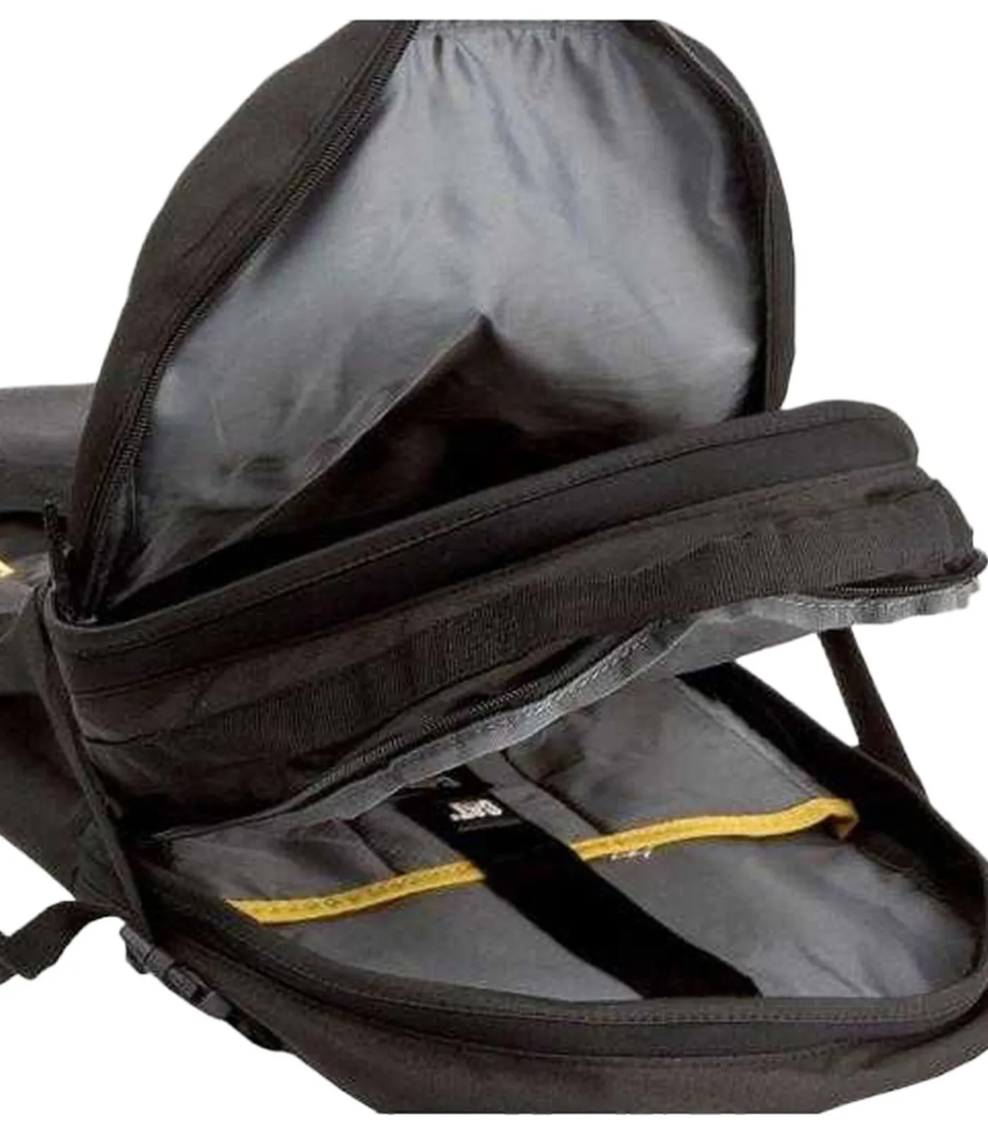 BRYAN - Rugzak - Zwart Reistassen