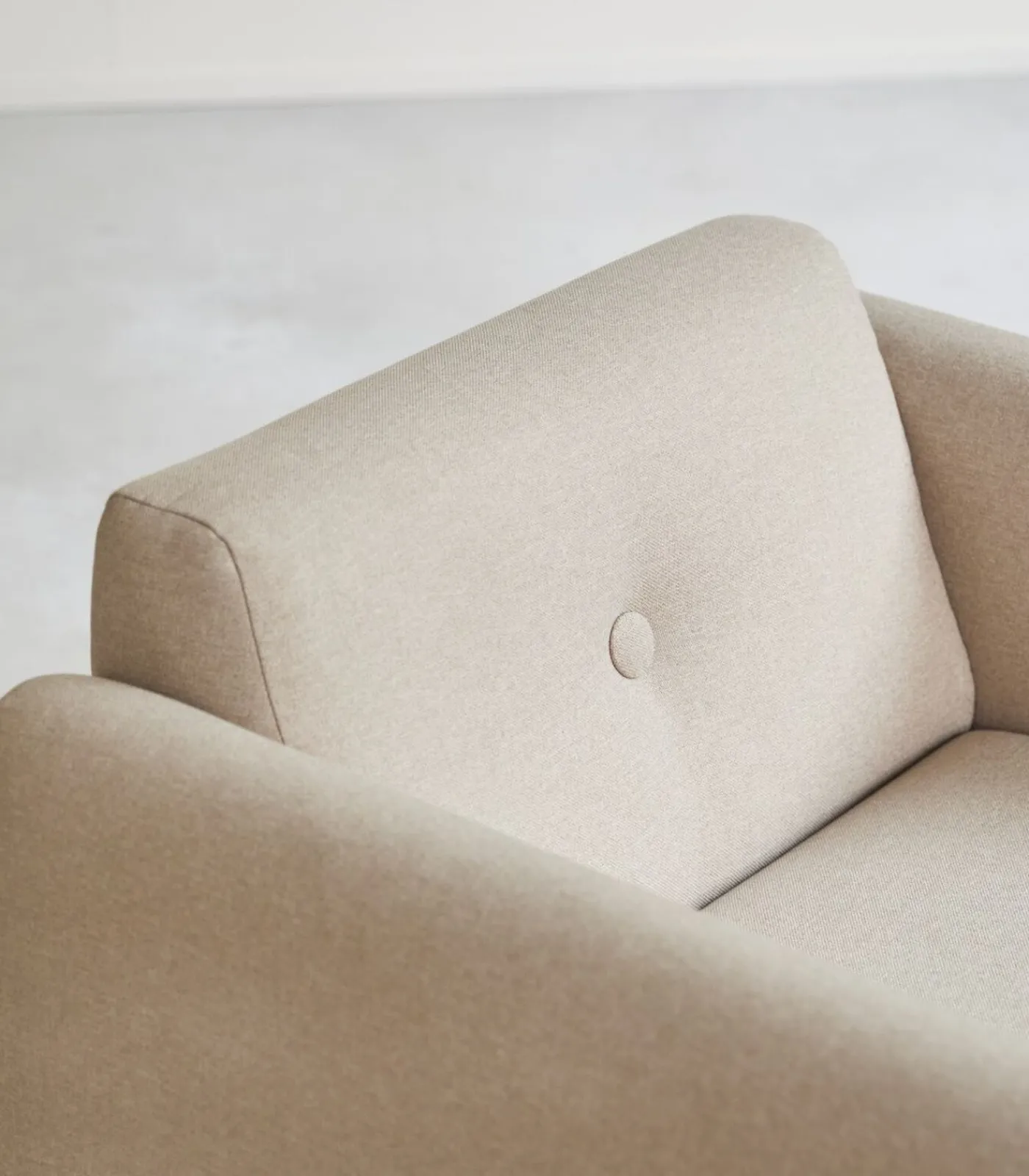 Discount Fauteuil Bjorn in massief eiken en ecru stof, 1-zit Zetels