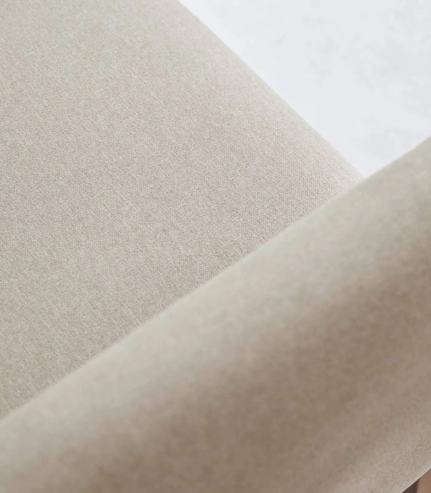 Discount Fauteuil Bjorn in massief eiken en ecru stof, 1-zit Zetels