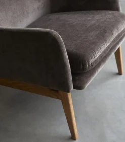 Fauteuil van massief eikenhout en grijs fluweel Zetels