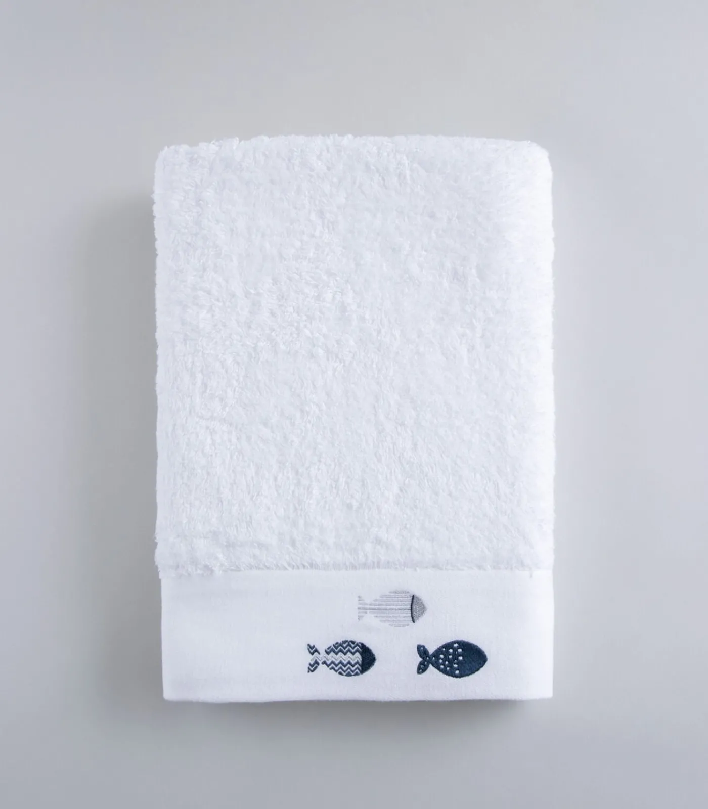 Clearance Geborduurde badhanddoek Delmy 85x150 cm Wit Handdoeken