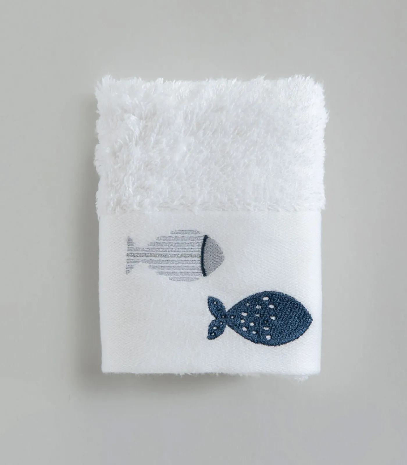 Online Geborduurde handdoek Delmy 30x50 cm Wit Handdoeken