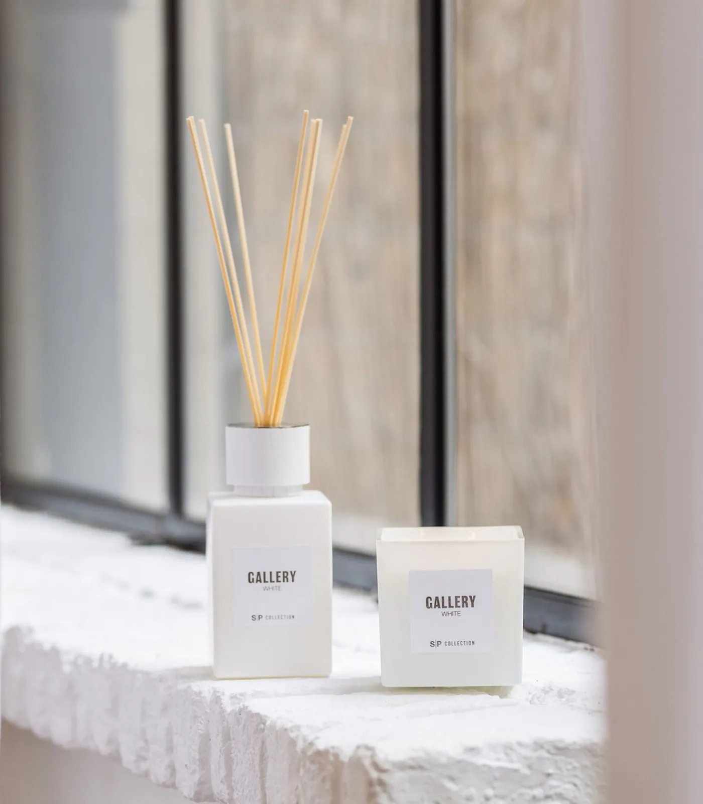 New Geurkaars 220g white Gallery Kaarsen & Kaarshouders