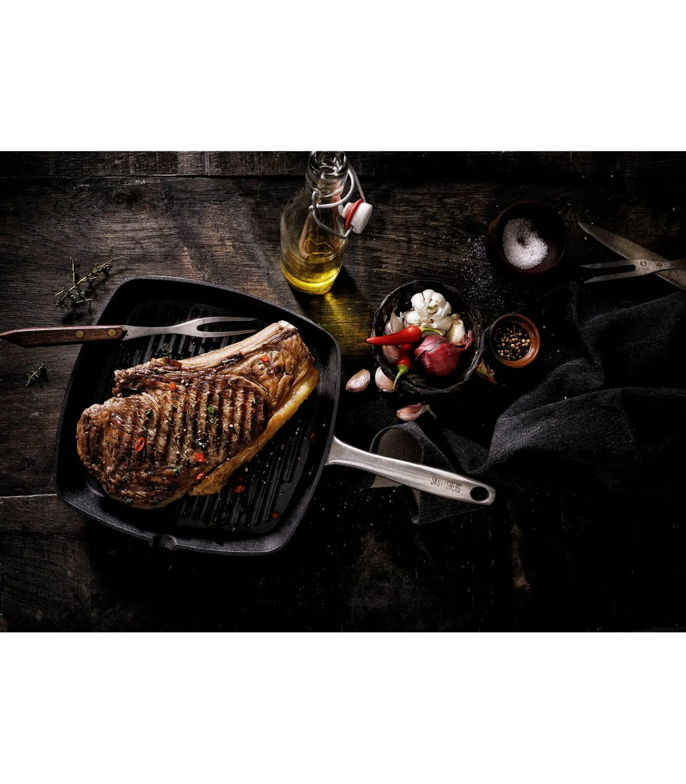 New Grillpan Gietijzer 24 x 24 cm Cast Iron - alle warmtebronnen - Inductie Potten & Pannen