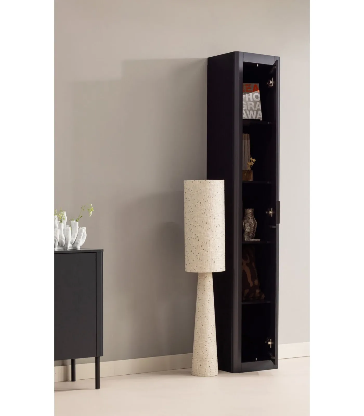 Clearance Gunnar Smalle Hoge Kast - Grenen - Matzwart - 217x45x39 Meubels