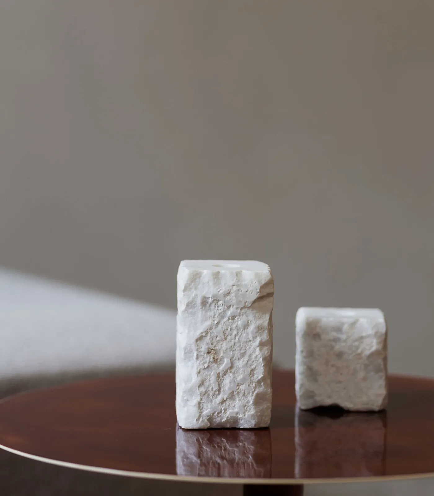 Sale Kandelaar 8x8xH8cm marmer wit Opus Kaarsen & Kaarshouders