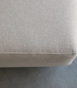 Hot Lars - Hoekbank rechts in ecru stof 300 x 150 cm Zetels