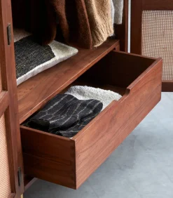 Discount Lisbeth - Kast van iepenhout en riet Meubels