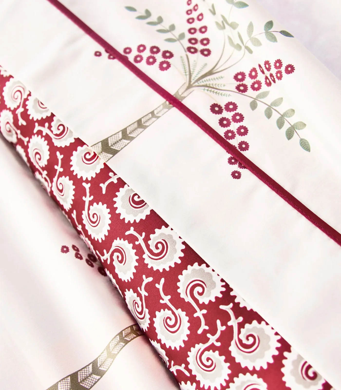 Best PALM GROVE Grenade - Kussensloop Satijn katoen Kussenslopen