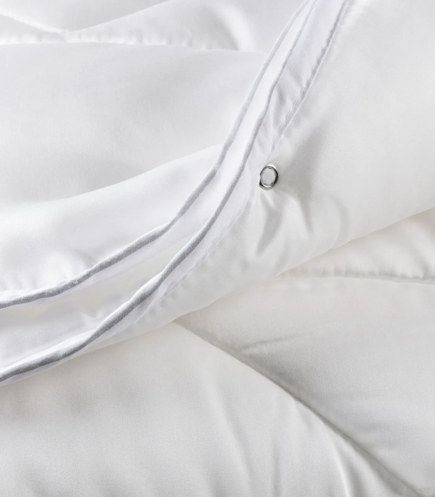 Clearance Satin Duo - 4 seizoenen - Synthetisch Dekbed Dekbedden