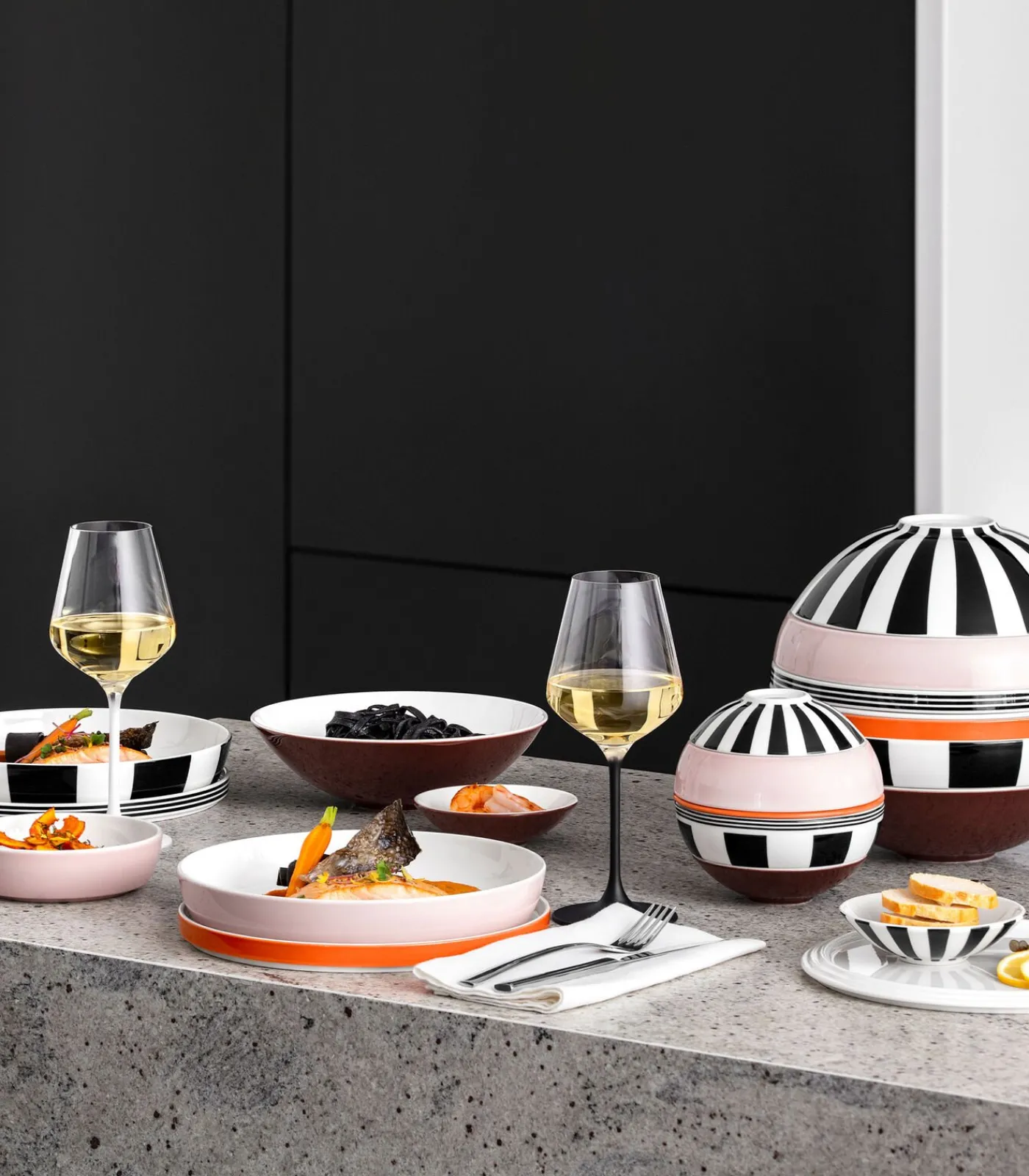 Discount Serviesset La Boule - Memphis - 7-Delig Tafelgerei