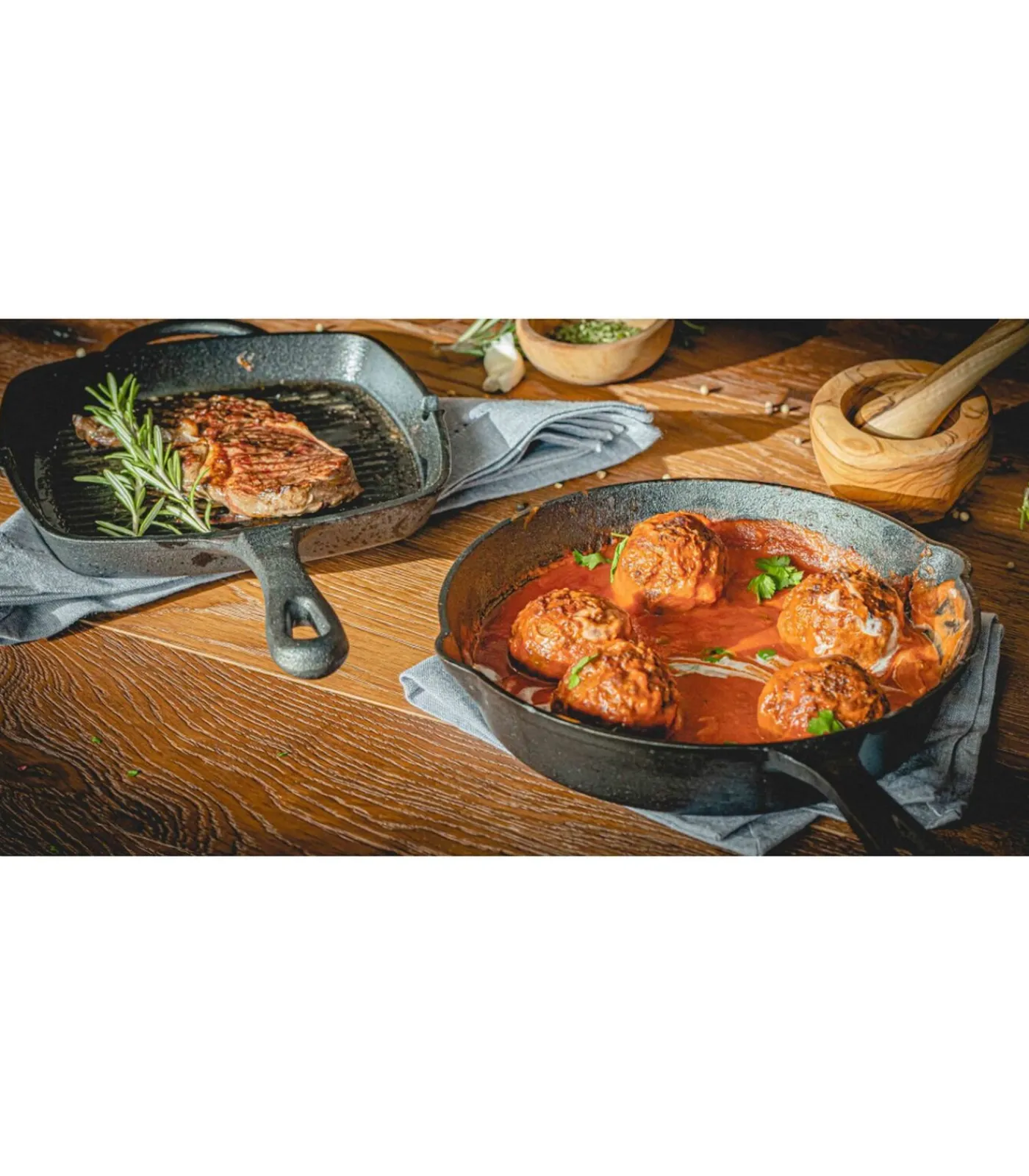 Outlet Skillet - Grillpan - Gietijzer - 23 x 23 cm - zonder anti-aanbaklaag Potten & Pannen