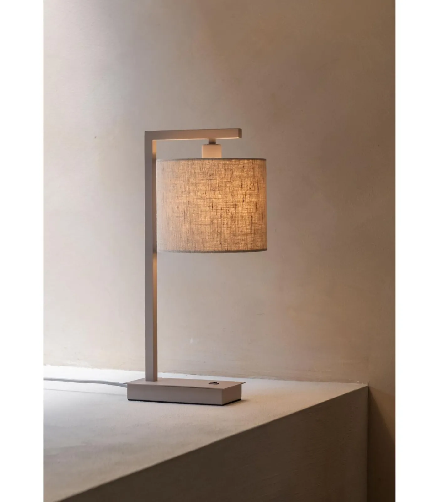 Outlet Tafellamp Boston - Bruin - 17x18x44cm Tafellampen