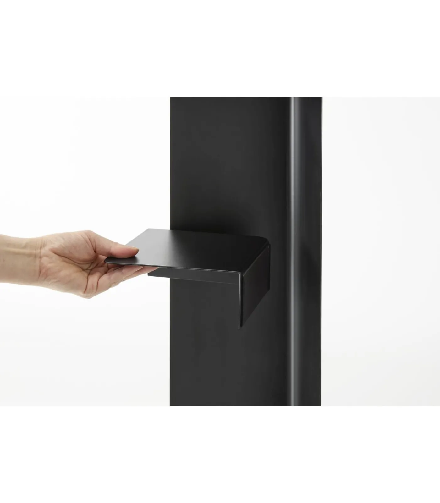 Sale Tower Toiletrolhouder op wielen smal - Zwart Toiletaccessoires