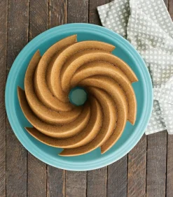 New Tulband Bakvorm Heritage Bundt Goud ø 26 cm / 2.4 liter Bakken