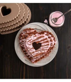 New Tulband Bakvorm Tiered Heart Bundt Koper 27 x 25 cm / 2.8 liter Bakken