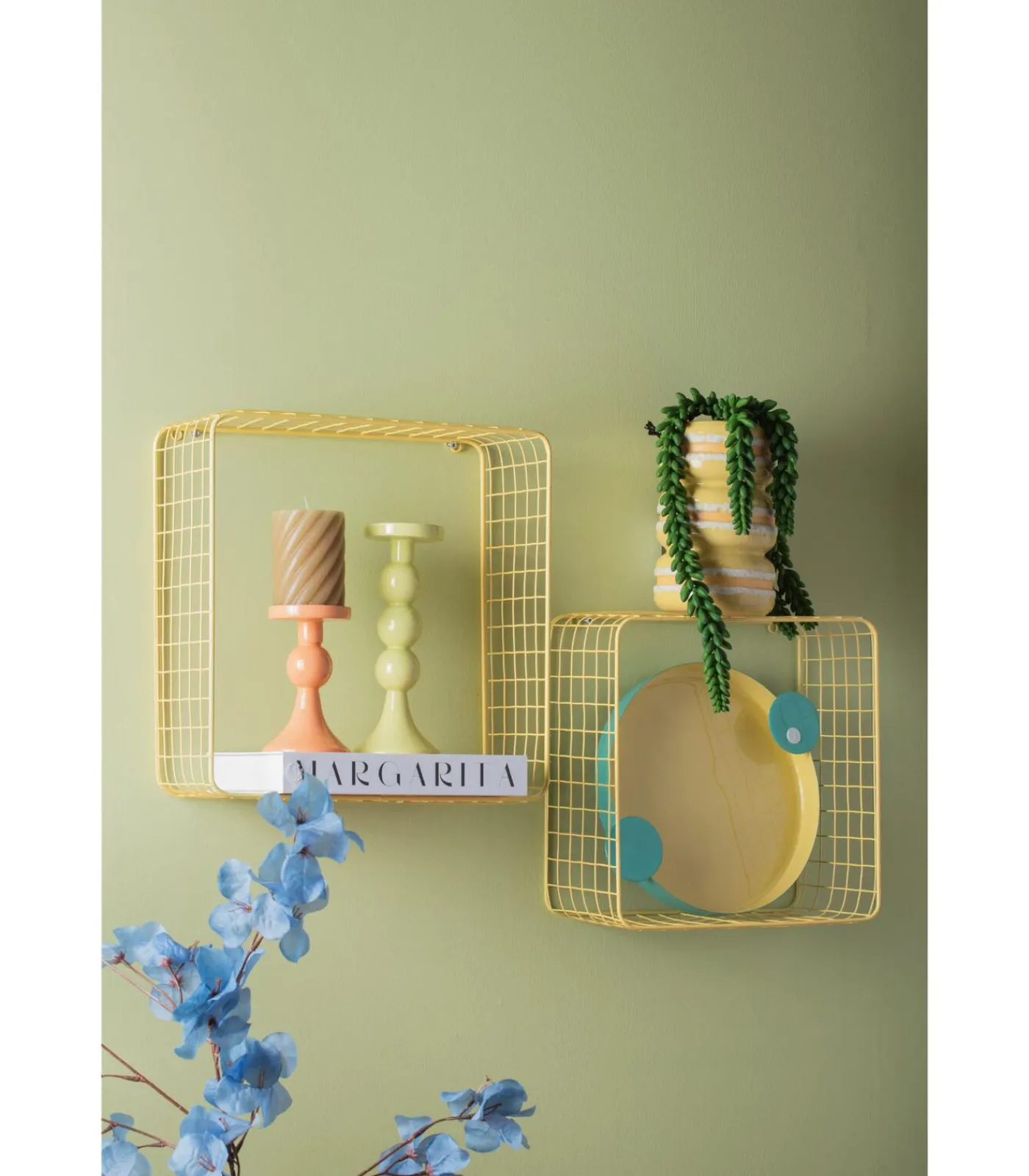 New Vaas Macaron - Zachtgeel - 9.3x9.3x19.5cm Vazen