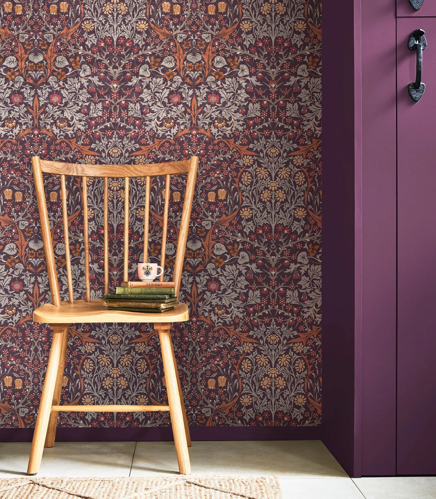 Outlet Vliesbehang Blackthorn Plum Wanddecoratie