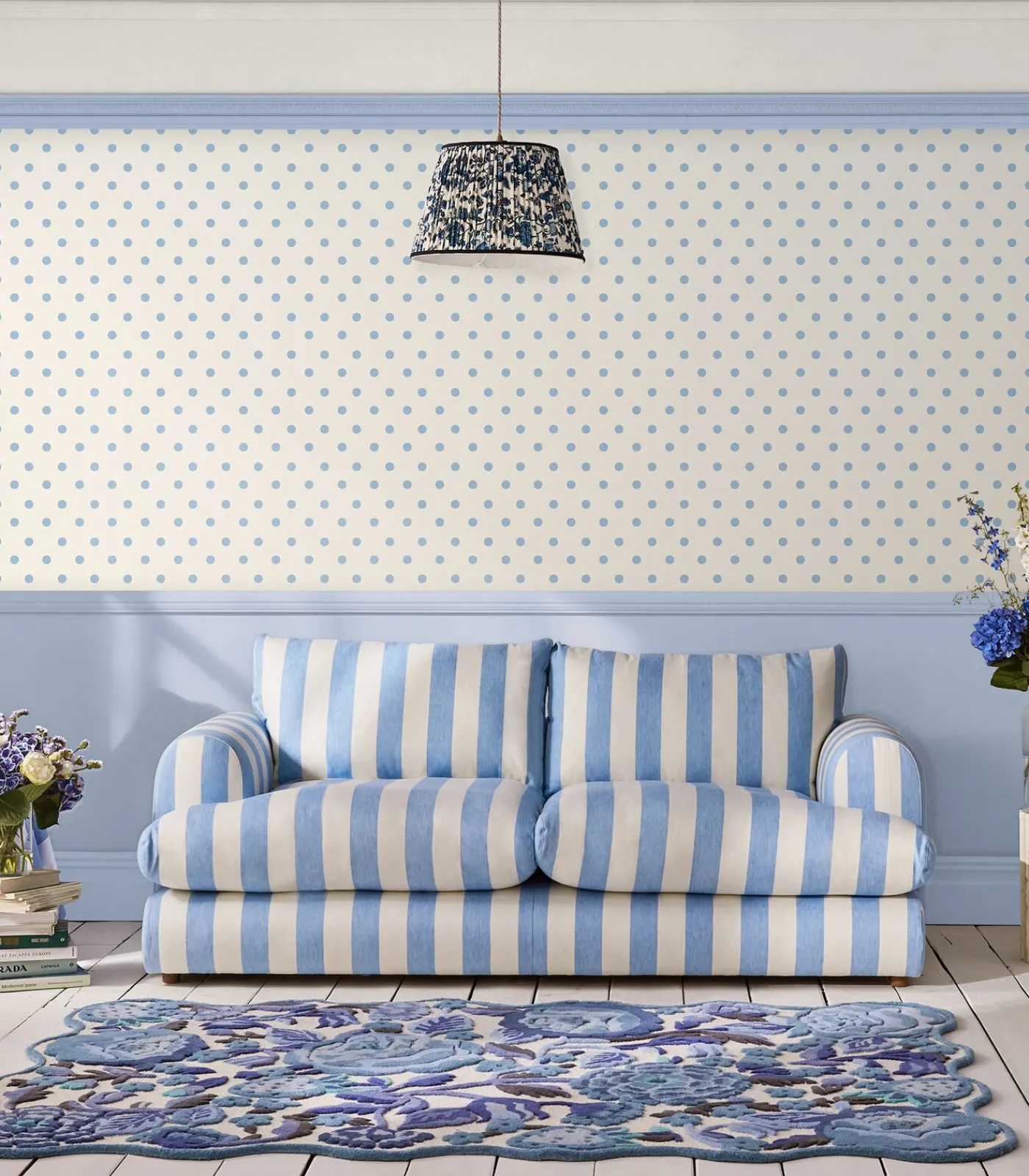 Outlet Vliesbehang Button Spot Blue Wanddecoratie