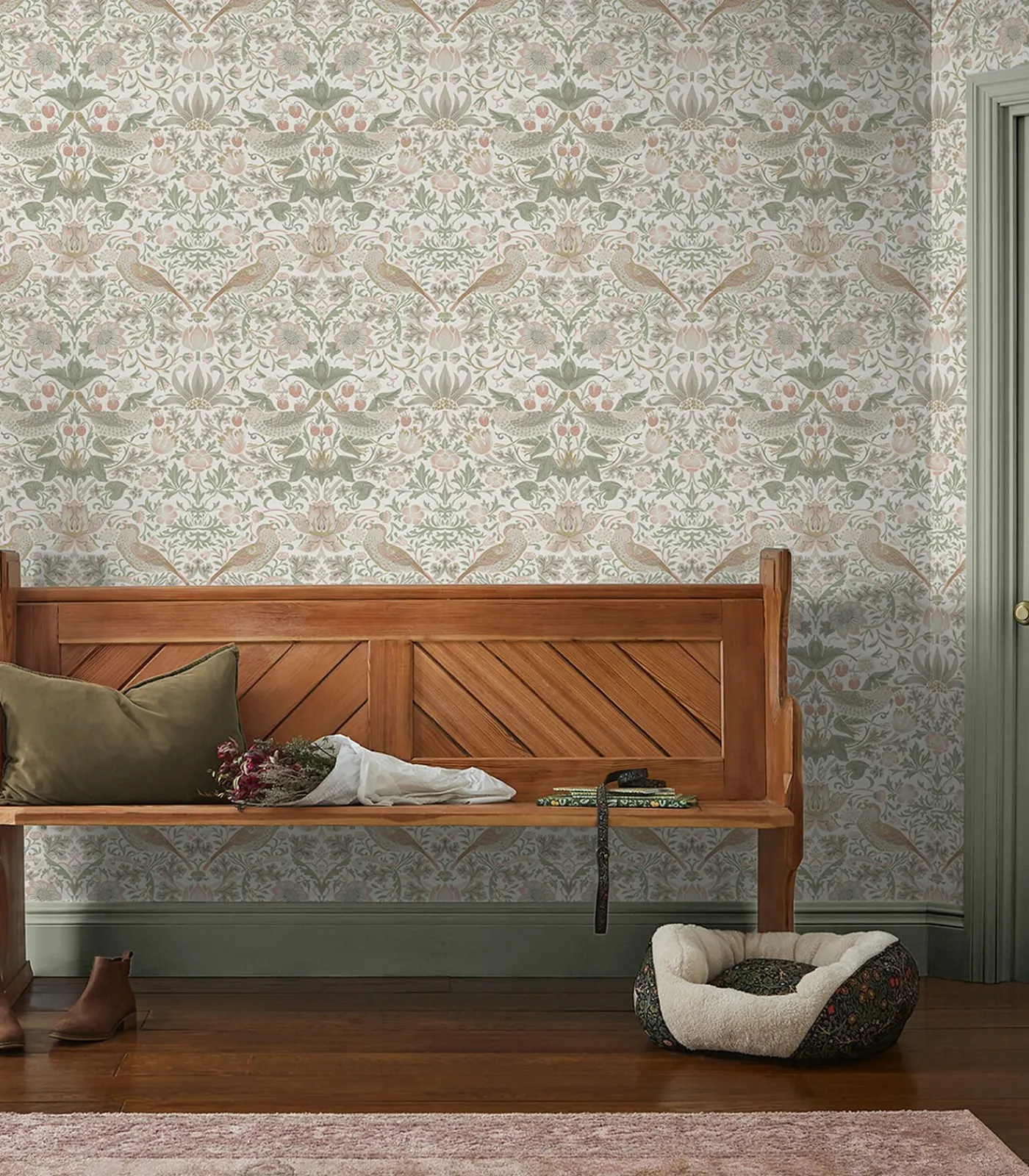 Discount Vliesbehang Strawberry Thief Sage & Pink Wanddecoratie