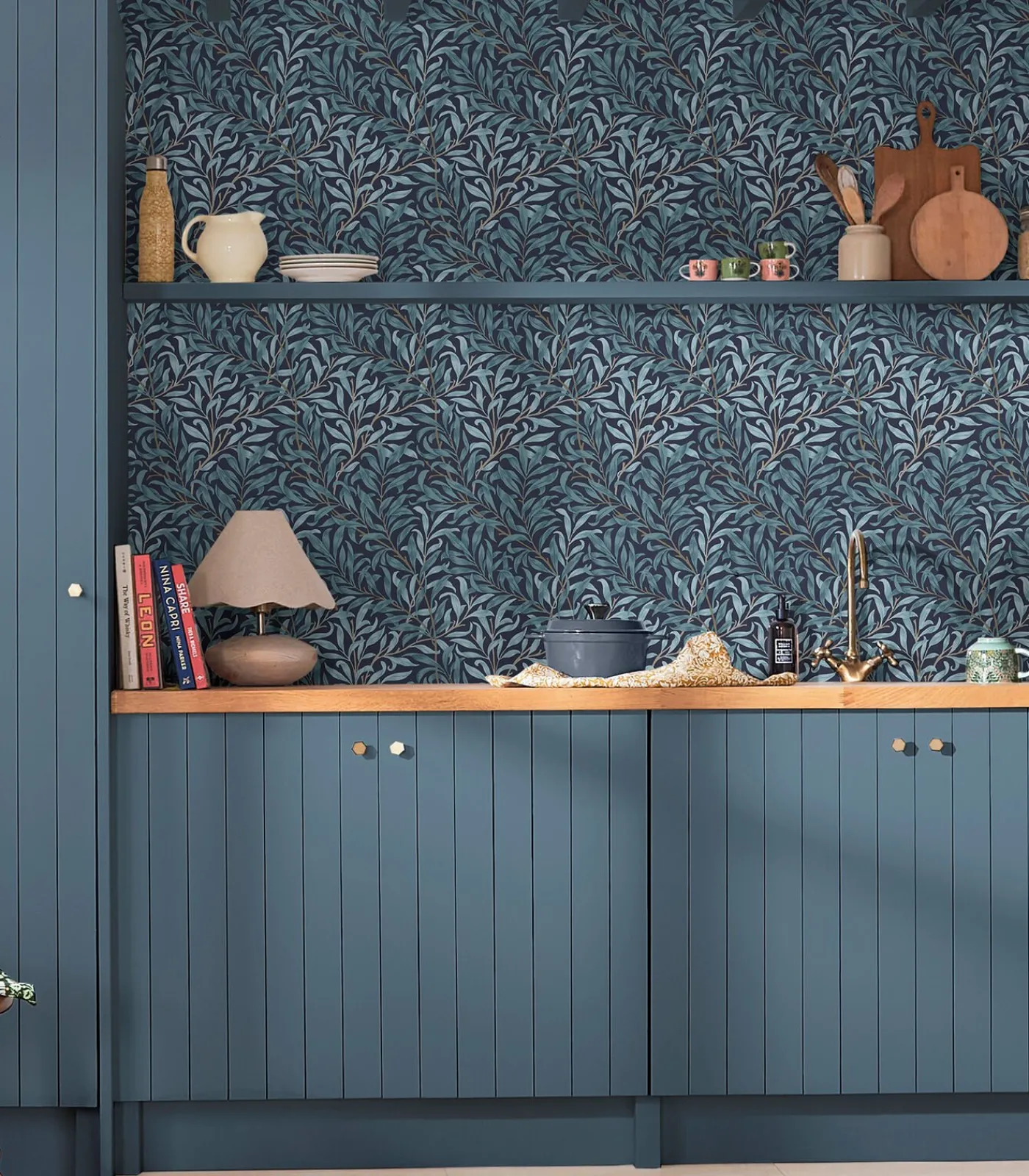 Online Vliesbehang Willow Bough Deep blues Wanddecoratie