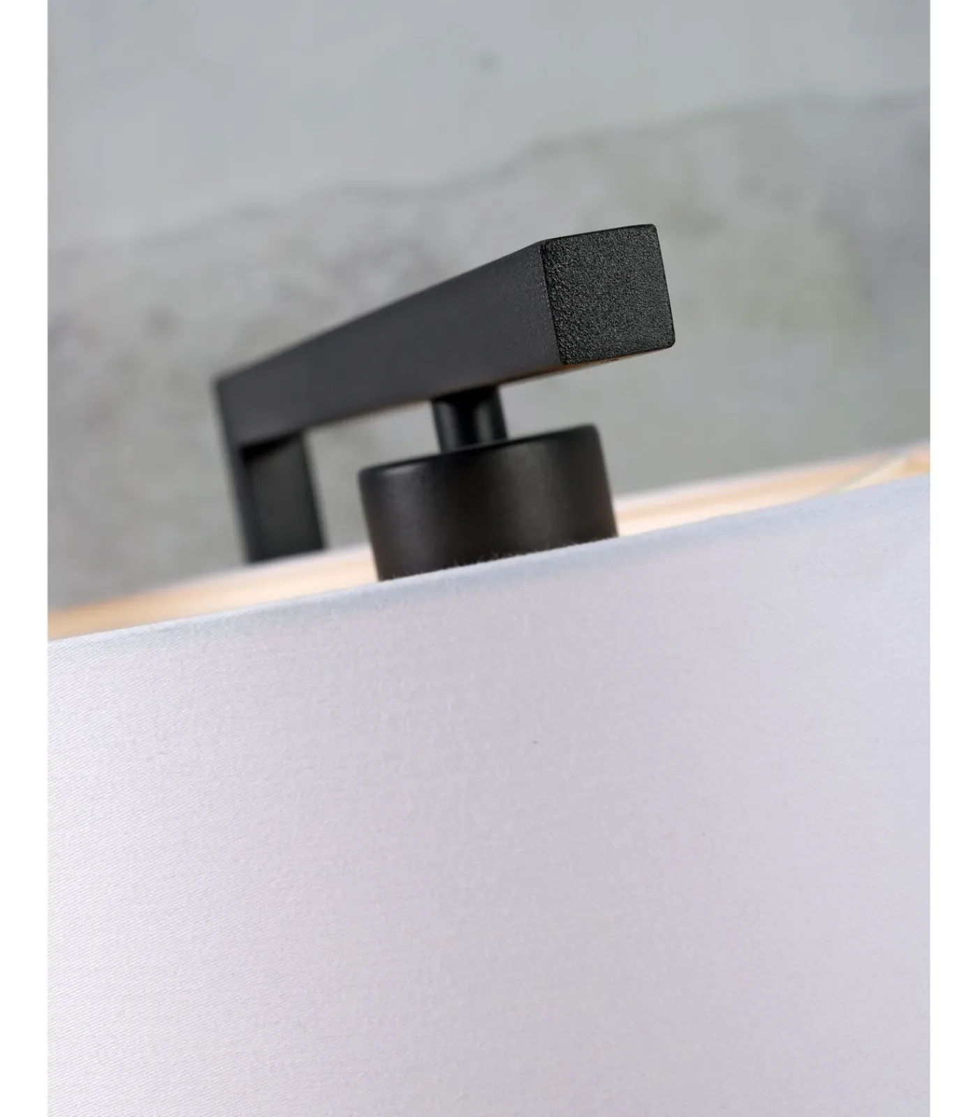 New Vloerlamp Boston - Zwart/Taupe - 30x32x160cm Vloerlampen