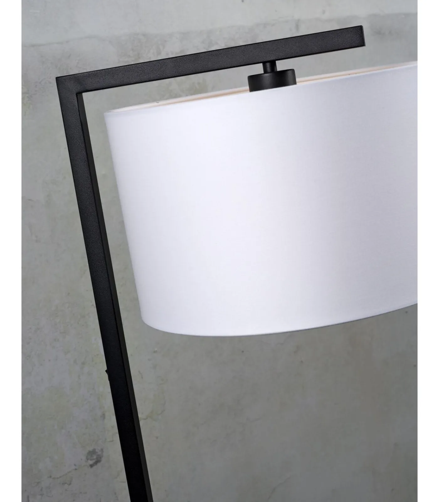 New Vloerlamp Boston - Zwart/Taupe - 30x32x160cm Vloerlampen