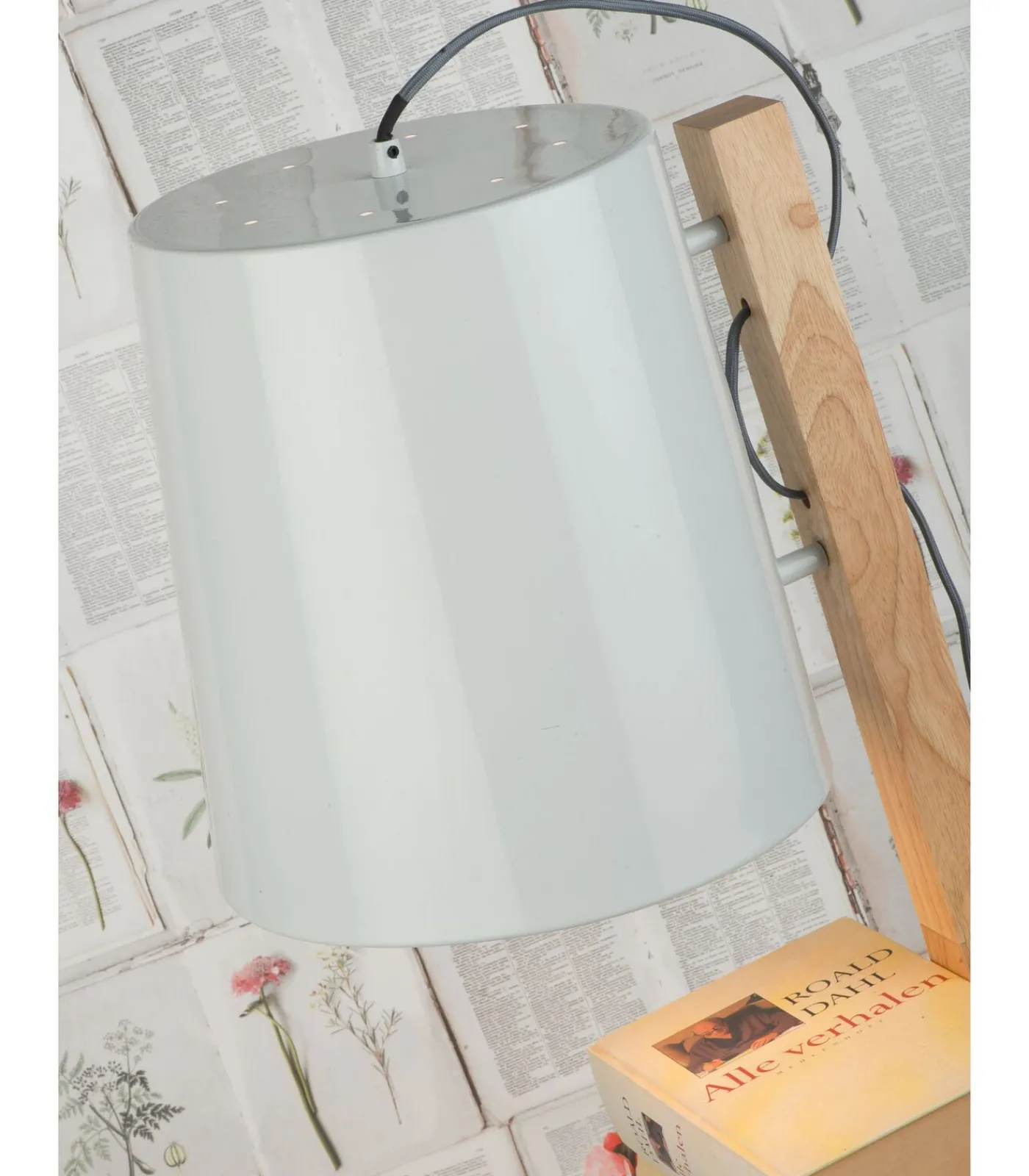 Online Vloerlamp Cambridge - Wit/Naturel - 38x30x168cm Vloerlampen