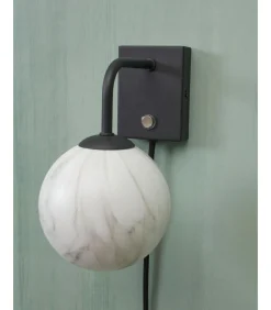 Hot Wandlamp Carrara - Zwart/Wit - 12x18x21cm Muurverlichting