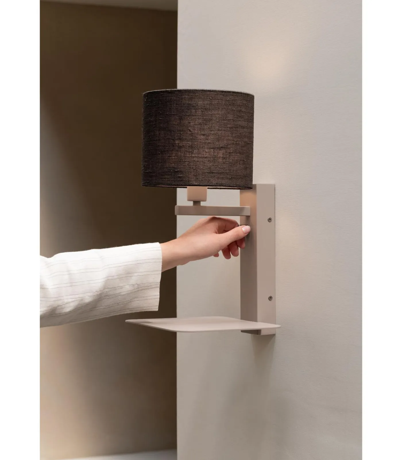 Hot Wandlamp Florence - Bruin - 24x24x42cm Muurverlichting