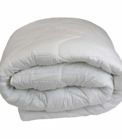 Outlet Warm wit synthetisch winterdekbed 240x260 cm Dekbedden