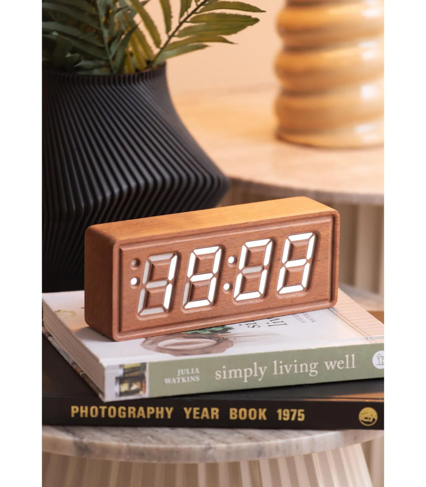 Discount Wekker Solid Wood Engraved - Donkerhout - 20x4.5x8cm Klokken