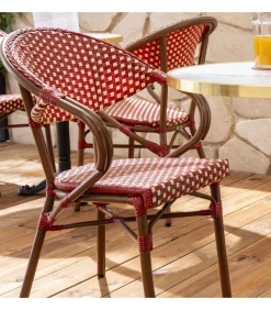 Discount Witte marmeren terrastafel van 60 cm en 2 rode stoelen Tuinmeubelen