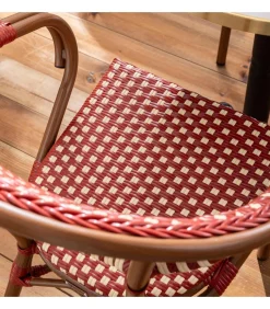 Discount Witte marmeren terrastafel van 60 cm en 2 rode stoelen Tuinmeubelen