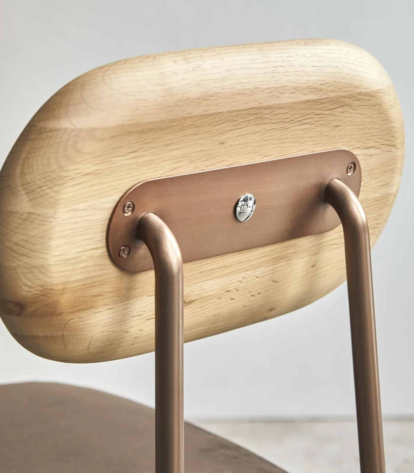 New Yutapi - Eiken stoel brown Stoelen